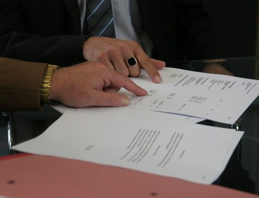¿Cómo puede afectar COVID-19 a mi caso de lesiones personales?