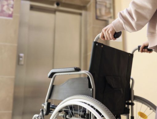 ¿Puede demandar a la Administración de Veteranos por negligencia médica?